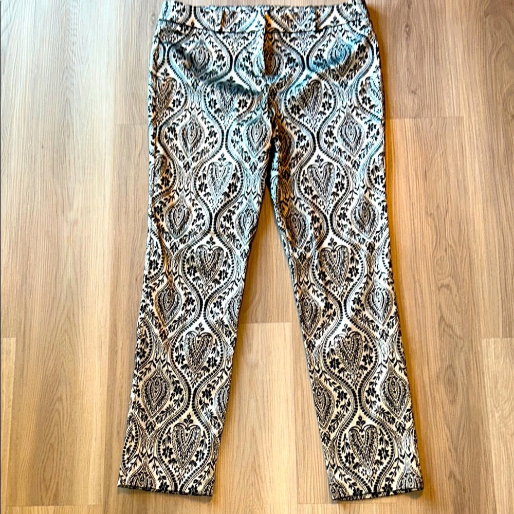 Paisley Slim Fit Low Rise Pants 10 Black/White Glam Barbie Maximalist Evening
